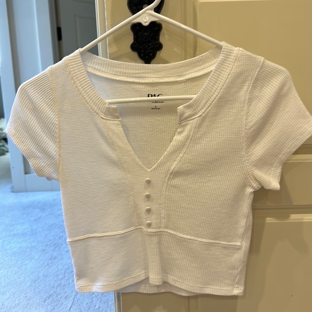 pacsun white cami shirt, buttons, cropped